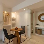 Perivoli Apartment